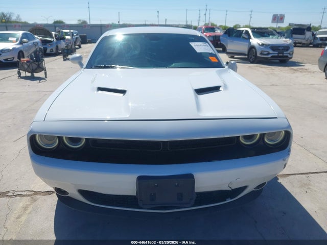 2020 Dodge Challenger Sxt მანქანა იყიდება აუქციონზე, vin: 2C3CDZAGXLH240288, აუქციონის ნომერი: 44641602