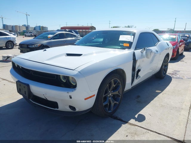 2020 Dodge Challenger Sxt მანქანა იყიდება აუქციონზე, vin: 2C3CDZAGXLH240288, აუქციონის ნომერი: 44641602