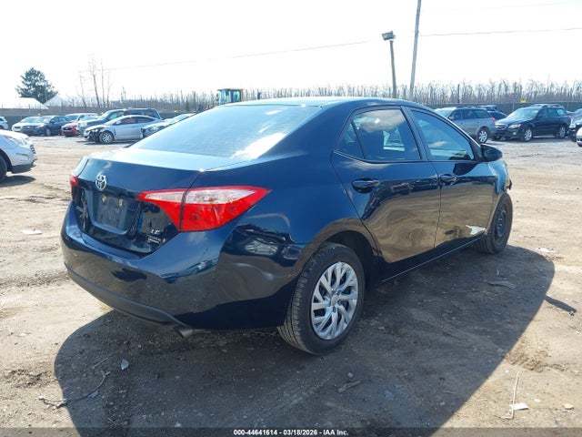 2018 TOYOTA COROLLA 2T1BURHE8JC981686 Photo 3