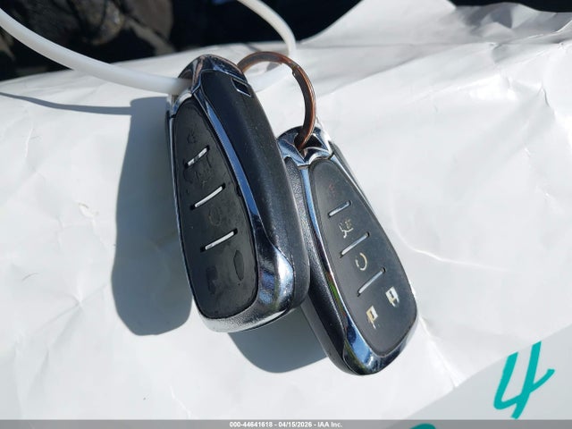 44641618 :رقم المزاد ، 1G1FB1RX0H0117527 vin ، 2017 Chevrolet Camaro 1lt مزاد بيع