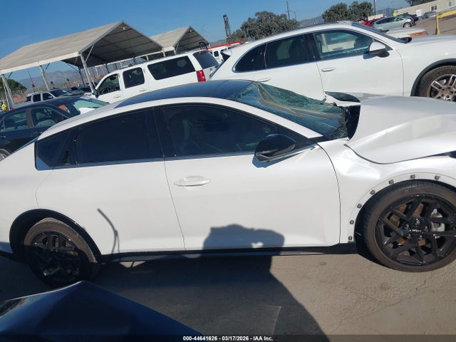 44641626 :رقم المزاد ، 3KPFW4DC1SE207091 vin ، 2025 Kia K4 Gt-line Turbo مزاد بيع