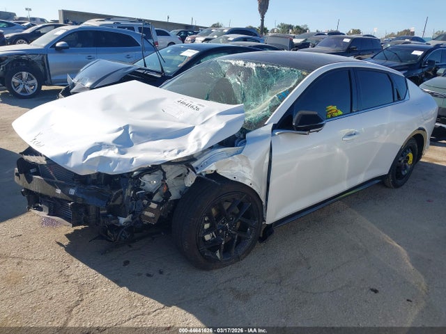 44641626 :رقم المزاد ، 3KPFW4DC1SE207091 vin ، 2025 Kia K4 Gt-line Turbo مزاد بيع