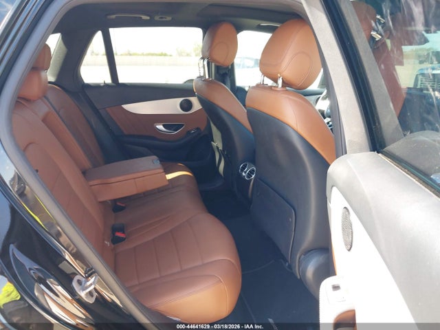 W1N0G8DB8NG096120 Mercedes-Benz Glc 300 Suv