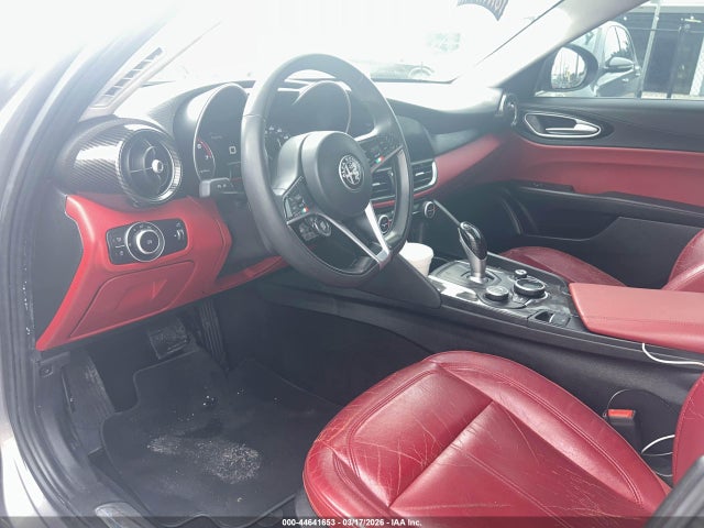 2017 ALFA ROMEO GIULIA ZARFAEBN9H7555163 Photo 4