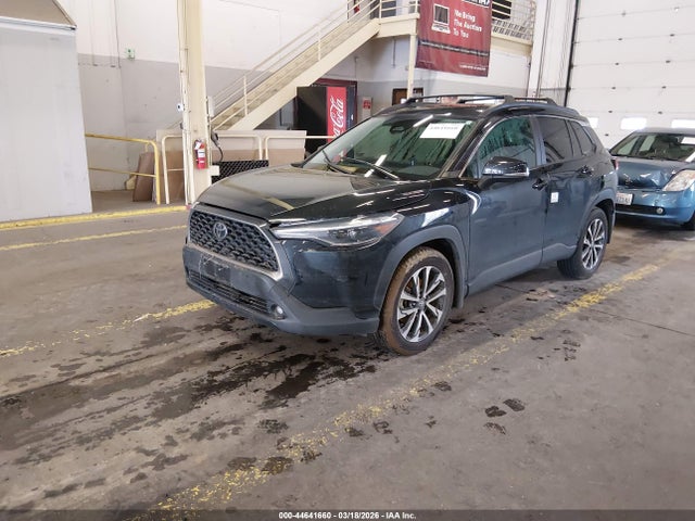 Toyota Corolla Cross Xle 2025 7MUDAABG8SV144724 Image 2