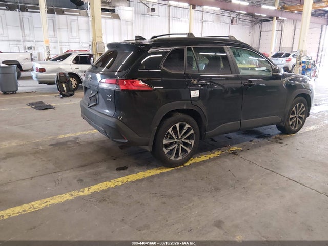 Toyota Corolla Cross Xle 2025 7MUDAABG8SV144724 Image 4