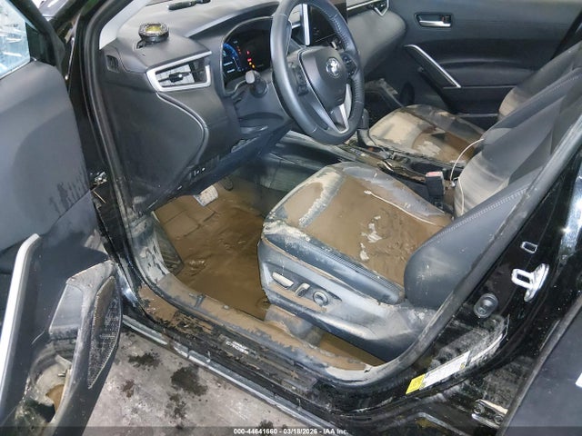 Toyota Corolla Cross Xle 2025 7MUDAABG8SV144724 Image 6