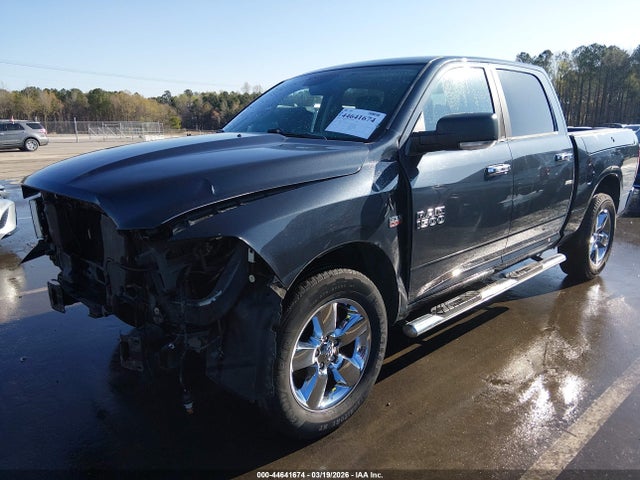 44641674 :رقم المزاد ، 1C6RR7LT2HS531297 vin ، 2017 Ram 1500 Big Horn  4x4 5'7 Box مزاد بيع