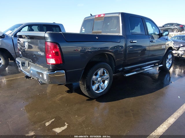 44641674 :رقم المزاد ، 1C6RR7LT2HS531297 vin ، 2017 Ram 1500 Big Horn  4x4 5'7 Box مزاد بيع