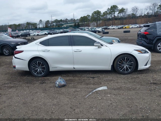 Продаж на аукціоні авто 2022 Lexus Es 300h, vin: 58ADA1C13NU026007, номер лоту: 44641675