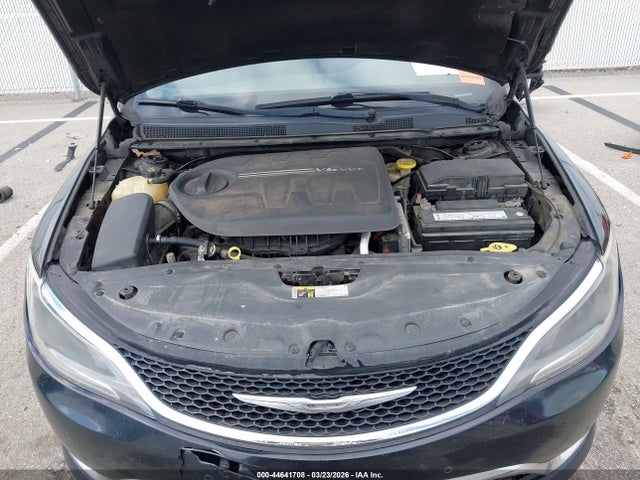 2015 Chrysler 200 C მანქანა იყიდება აუქციონზე, vin: 1C3CCCCG5FN581087, აუქციონის ნომერი: 44641708