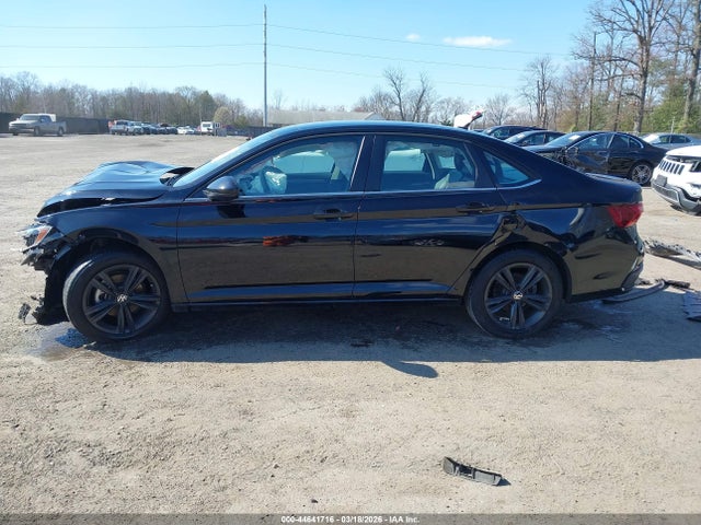 44641716 :رقم المزاد ، 3VW7M7BU0NM008385 vin ، 2022 Volkswagen Jetta 1.5t Se مزاد بيع