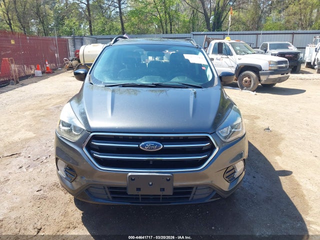 44641717 :رقم المزاد ، 1FMCU0GDXKUA24453 vin ، 2019 Ford Escape Se مزاد بيع