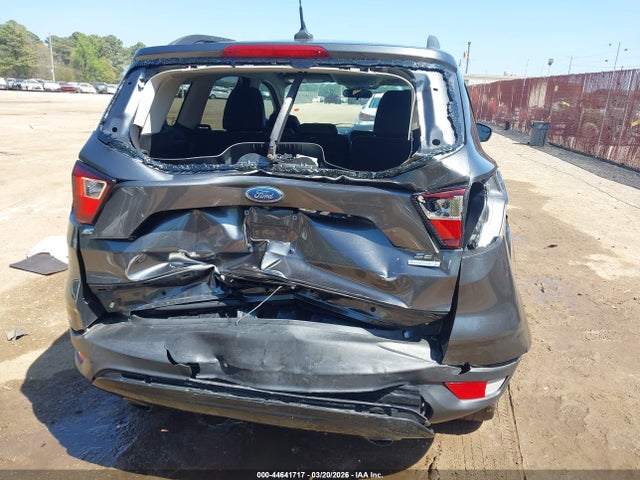 44641717 :رقم المزاد ، 1FMCU0GDXKUA24453 vin ، 2019 Ford Escape Se مزاد بيع