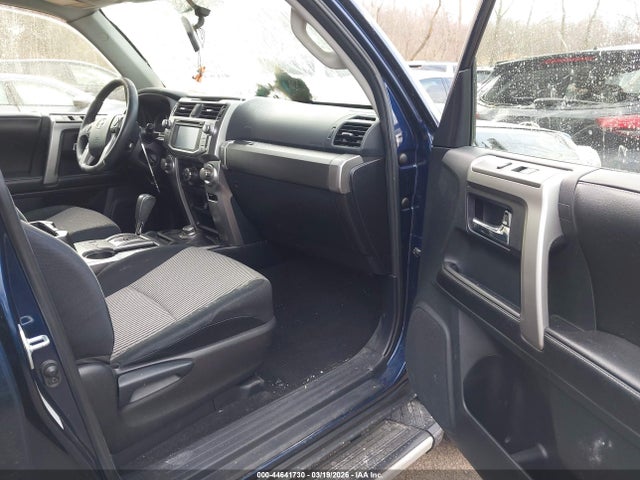 Продаж на аукціоні авто 2015 Toyota 4runner Sr5, vin: JTEBU5JR4F5242112, номер лоту: 44641730