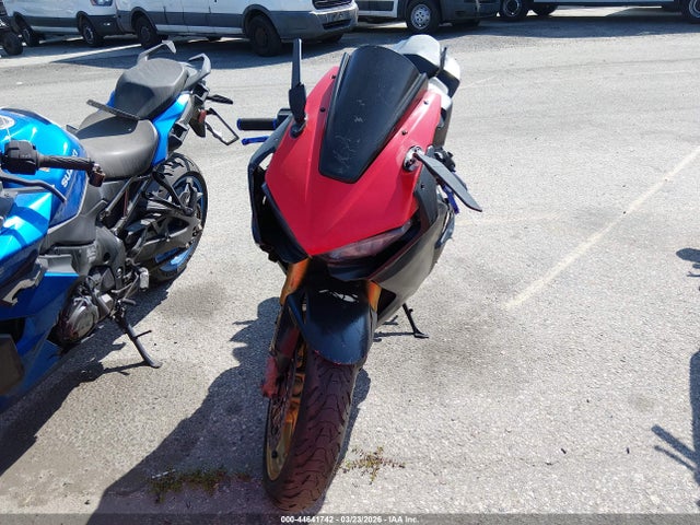 2017 HONDA CBR1000 JH2SC7779HK000131 Photo 4