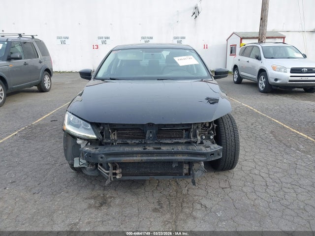 44641749 :رقم المزاد ، 3VW2B7AJ4HM261785 vin ، 2017 Volkswagen Jetta 1.4t S مزاد بيع