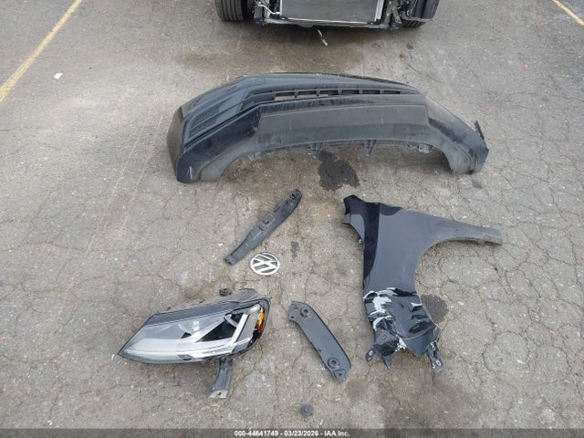 44641749 :رقم المزاد ، 3VW2B7AJ4HM261785 vin ، 2017 Volkswagen Jetta 1.4t S مزاد بيع