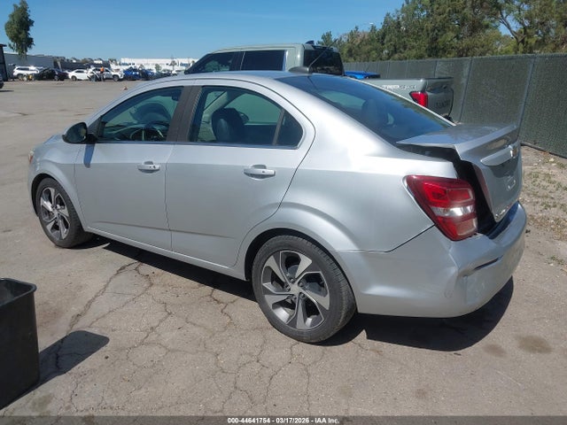 1G1JF5SB1J4106703 Chevrolet Sonic Premier Auto
