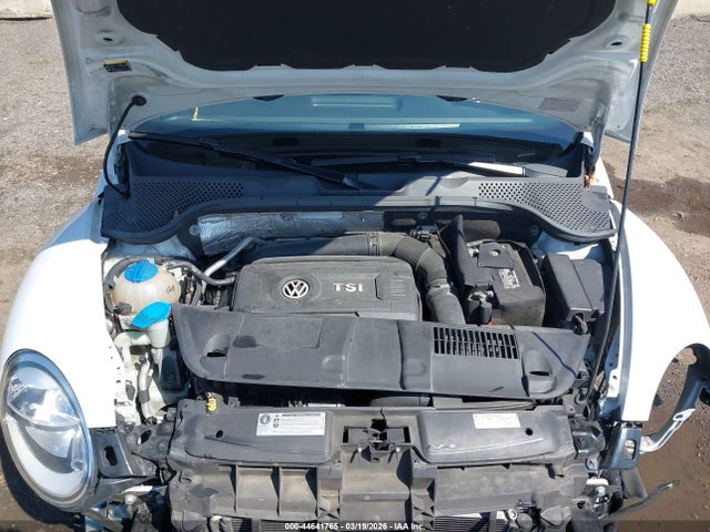44641765 :رقم المزاد ، 3VW517AT7GM823856 vin ، 2016 Volkswagen Beetle 1.8t Denim مزاد بيع
