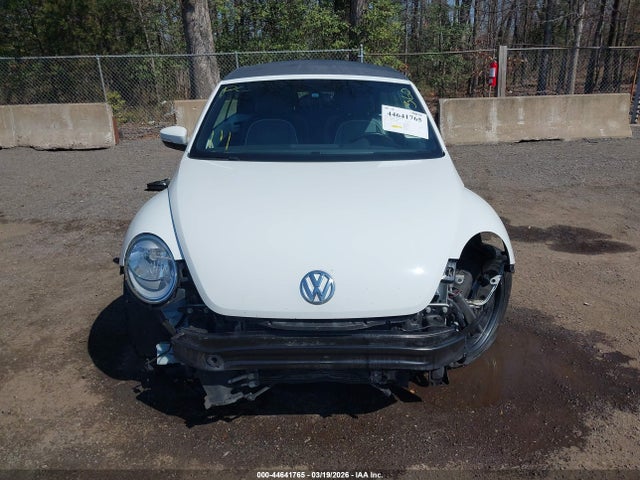 44641765 :رقم المزاد ، 3VW517AT7GM823856 vin ، 2016 Volkswagen Beetle 1.8t Denim مزاد بيع