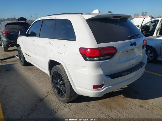 2018 JEEP GRAND CHEROKEE 1C4RJEAG8JC288900 Photo 2