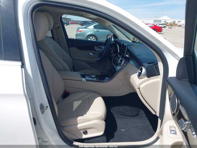 Продажа на аукционе авто 2018 Mercedes-benz Glc 300 4matic, vin: WDC0G4KB5JV100966, номер лота: 44641793