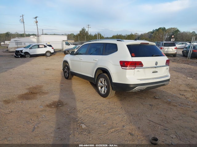 2019 VOLKSWAGEN ATLAS 1V2UR2CA5KC581566 Photo 2