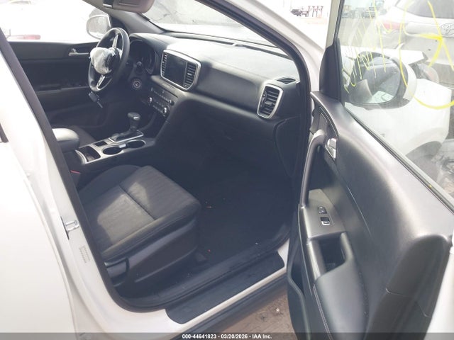 2021 Kia Sportage Lx მანქანა იყიდება აუქციონზე, vin: KNDPMCAC9M7944065, აუქციონის ნომერი: 44641823