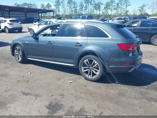 Продажа на аукционе авто 2017 Audi A4 Allroad 2.0t Premium, vin: WA18NAF49HA054207, номер лота: 44641855