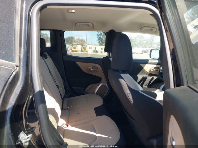 ZACCJBBT9FPB18970 Jeep Renegade Latitude