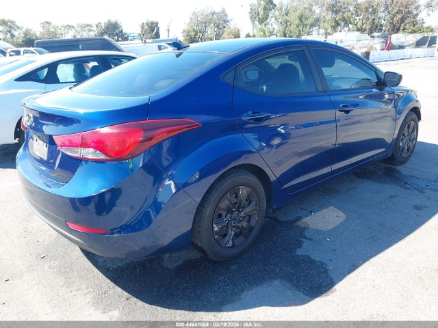 Hyundai ELANTRA SE 2016 5NPDH4AE5GH700668 Image 4
