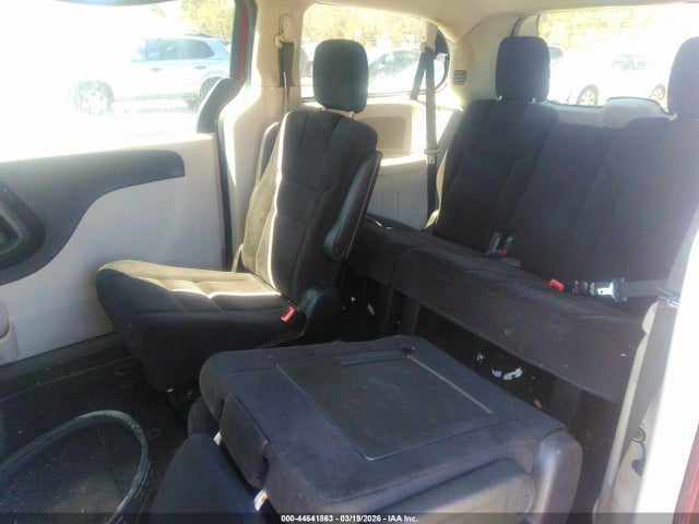44641863 :رقم المزاد ، 2C4RDGBG2GR136662 vin ، 2016 Dodge Grand Caravan Se مزاد بيع
