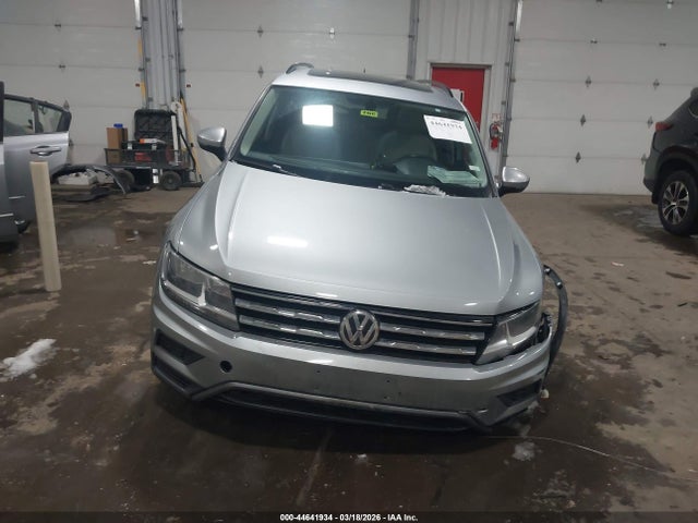 2019 Volkswagen Tiguan 2.0t Se/2.0t Sel/2.0t Sel R-line/2.0t Sel R-line Black მანქანა იყიდება აუქციონზე, vin: 3VV2B7AX5KM107831, აუქციონის ნომერი: 44641934