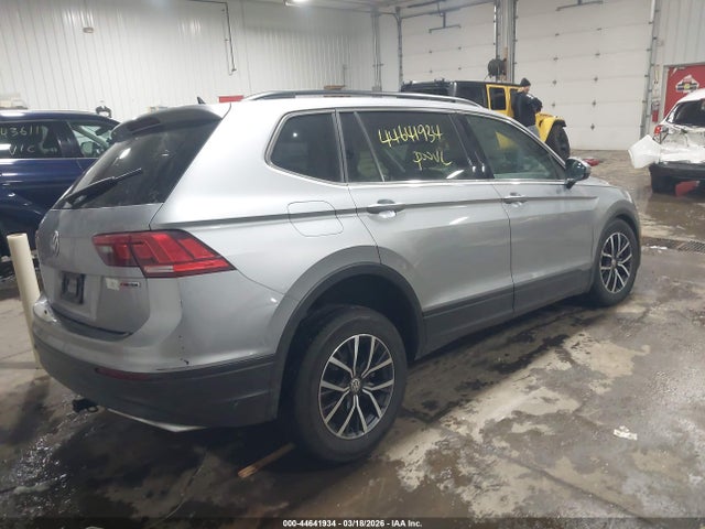 2019 Volkswagen Tiguan 2.0t Se/2.0t Sel/2.0t Sel R-line/2.0t Sel R-line Black მანქანა იყიდება აუქციონზე, vin: 3VV2B7AX5KM107831, აუქციონის ნომერი: 44641934