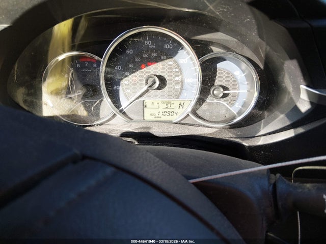 2T1BURHE3FC471530 Toyota COROLLA LE
