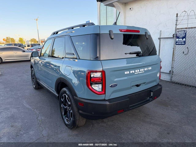Ford Bronco Sport Outer Banks 2023 3FMCR9C6XPRE25111 Image 3