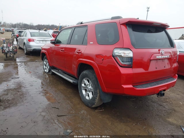 2023 TOYOTA 4RUNNER JTENU5JR1P6139352 Photo 2