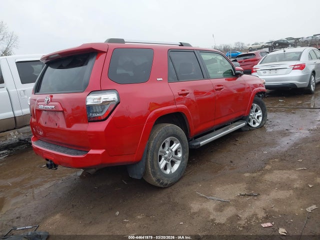 2023 TOYOTA 4RUNNER JTENU5JR1P6139352 Photo 3