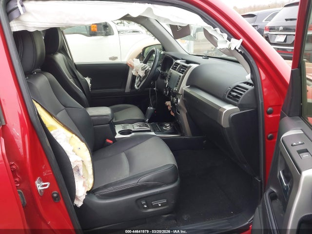 2023 TOYOTA 4RUNNER JTENU5JR1P6139352 Photo 4