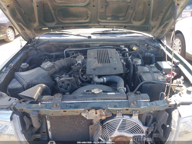 2001 MITSUBISHI MONTERO SPORT JA4LS31H31P044705 Photo 9