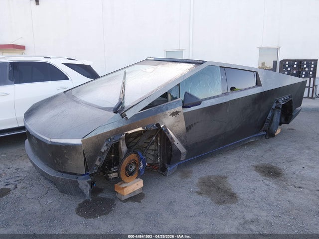 7G2CEHEE6RA017282 Tesla Cybertruck Cyberbeast