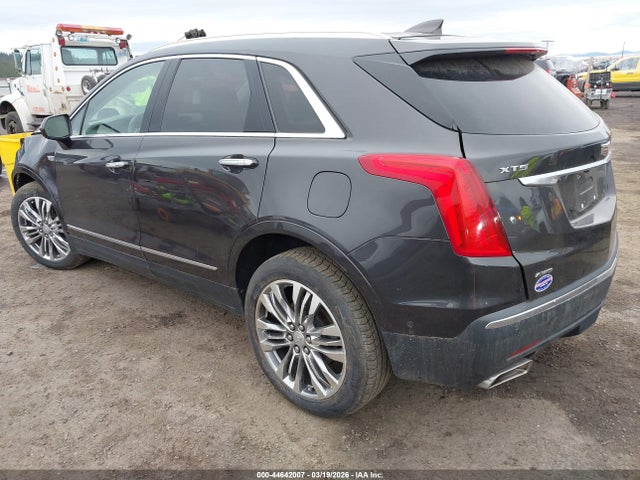 2017 CADILLAC XT5 1GYKNERS4HZ142722 Photo 2