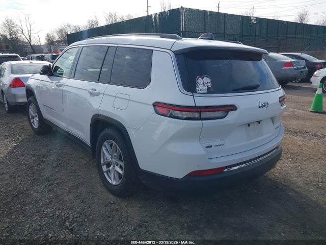 44642012 :رقم المزاد ، 1C4RJKAG3N8534839 vin ، 2022 Jeep Grand Cherokee L Laredo 4x4 مزاد بيع
