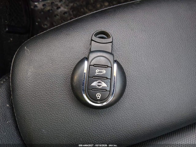 2016 MINI CLUBMAN WMWLN9C59G2E47614 Photo 10