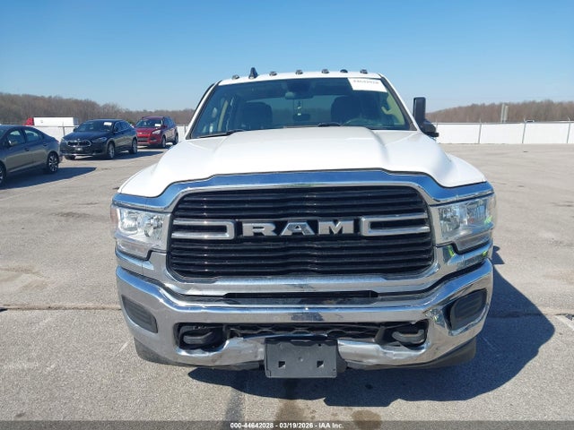 44642028 :رقم المزاد ، 3C63RRHL7LG117202 vin ، 2020 Ram 3500 Big Horn  4x4 8' Box مزاد بيع
