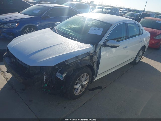 Aukcja sprzedaży 2017 Volkswagen Passat 1.8t S, vin: 1VWAT7A3XHC072084, numer aukcji: 44642046