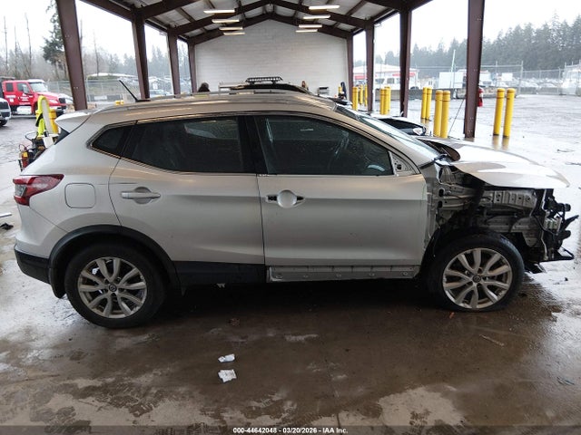 JN1BJ1BW6NW478346 Nissan Rogue Sport Sv Awd Xtronic Cvt