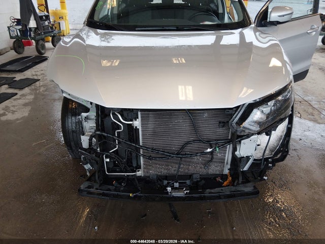 JN1BJ1BW6NW478346 Nissan Rogue Sport Sv Awd Xtronic Cvt