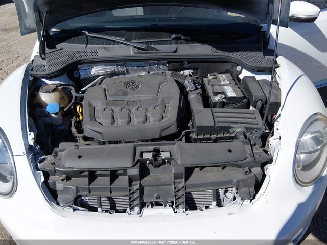 3VWJD7AT8KM717818 Volkswagen Beetle 2.0t Se